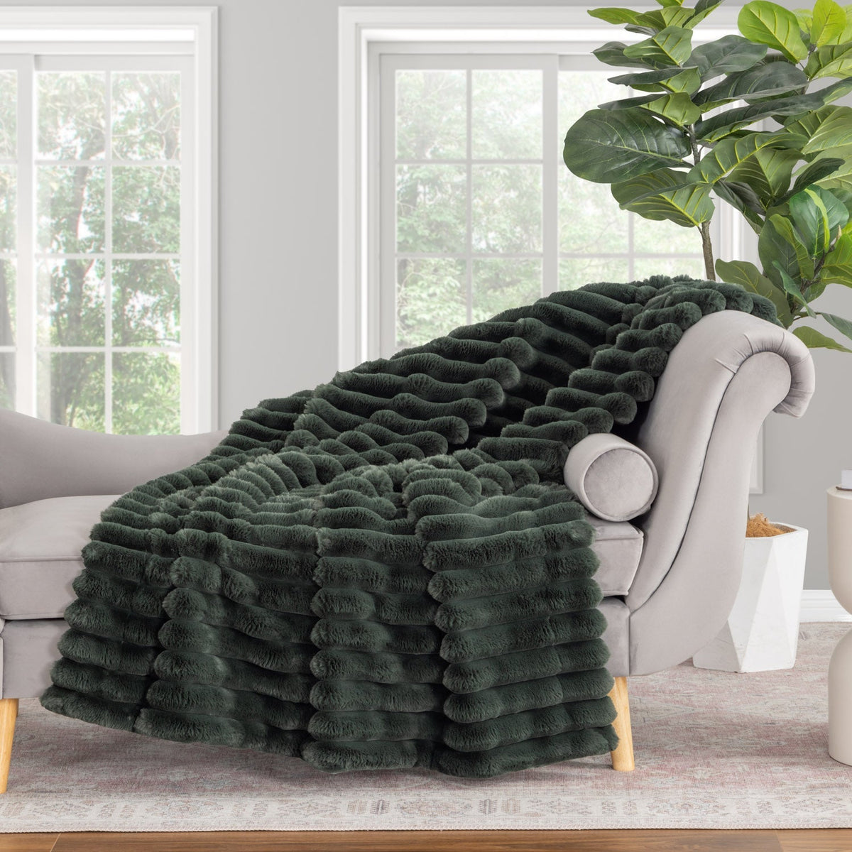 Acadia Faux Fur Throw