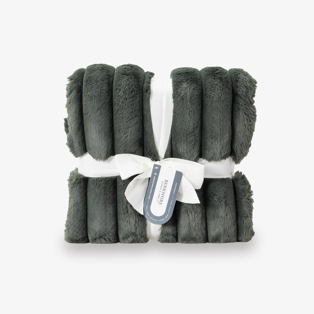 Acadia Faux Fur Throw