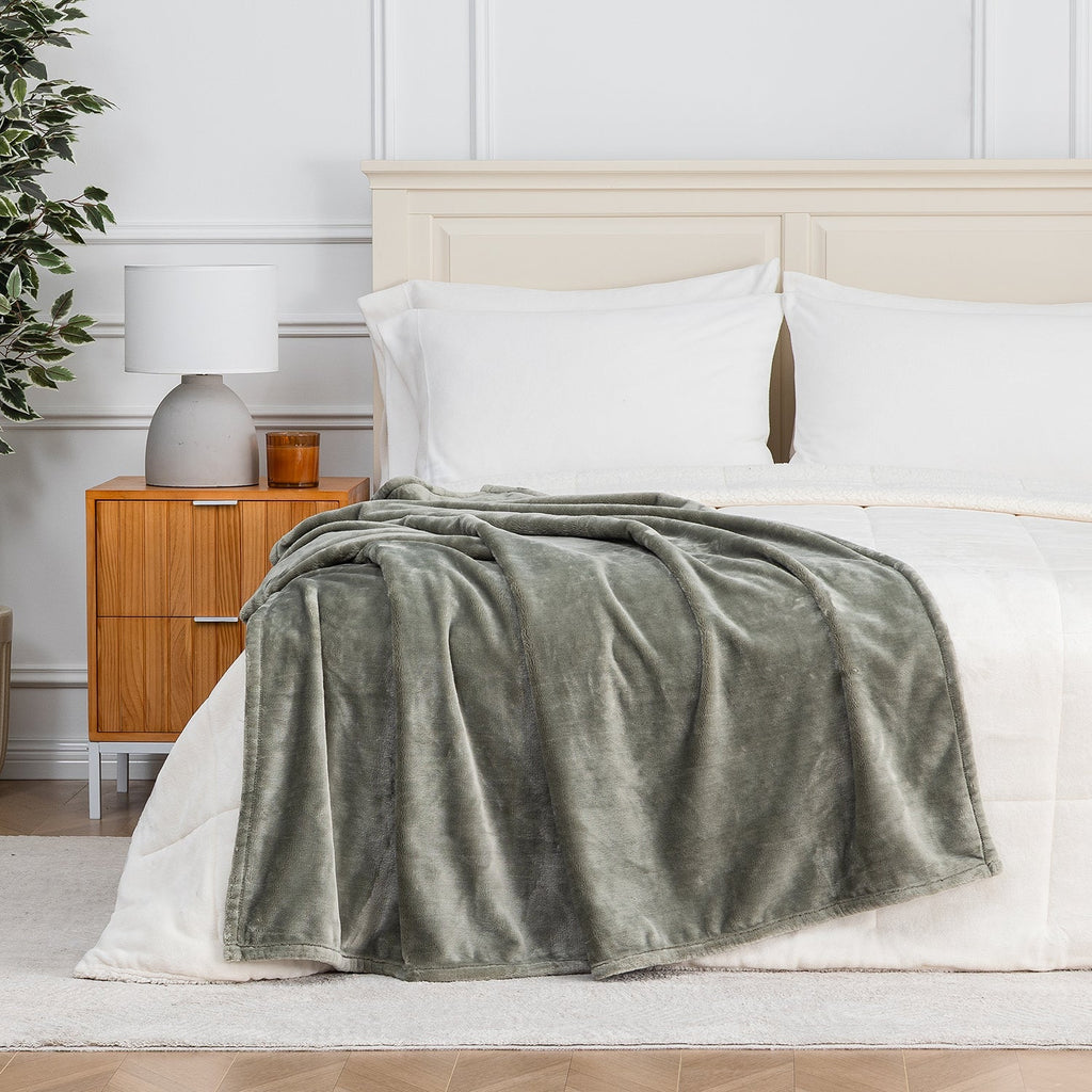 Premium VelvetLoft® Throw