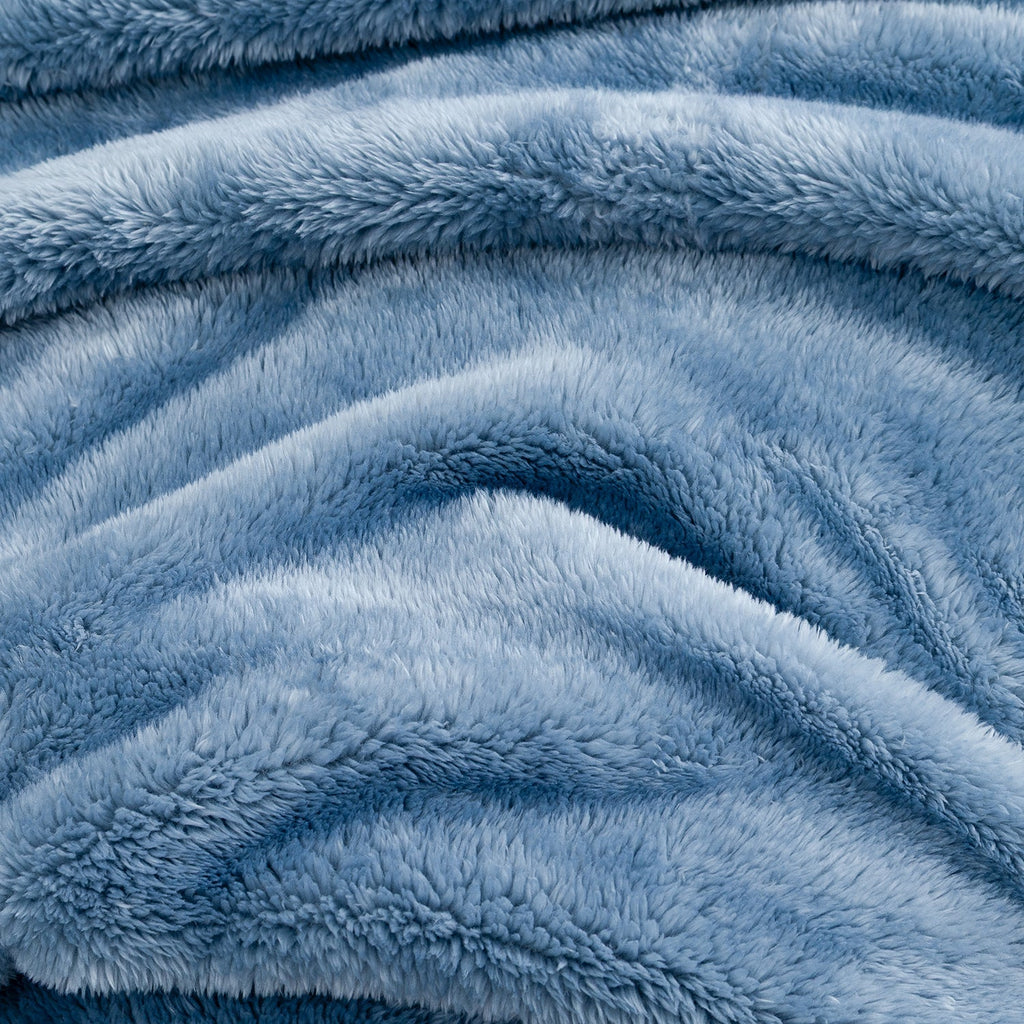 Premium Extra-Fluffy™ Throw
