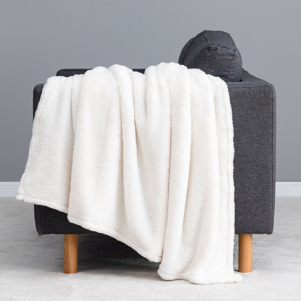 Premium Extra-Fluffy™ Throw