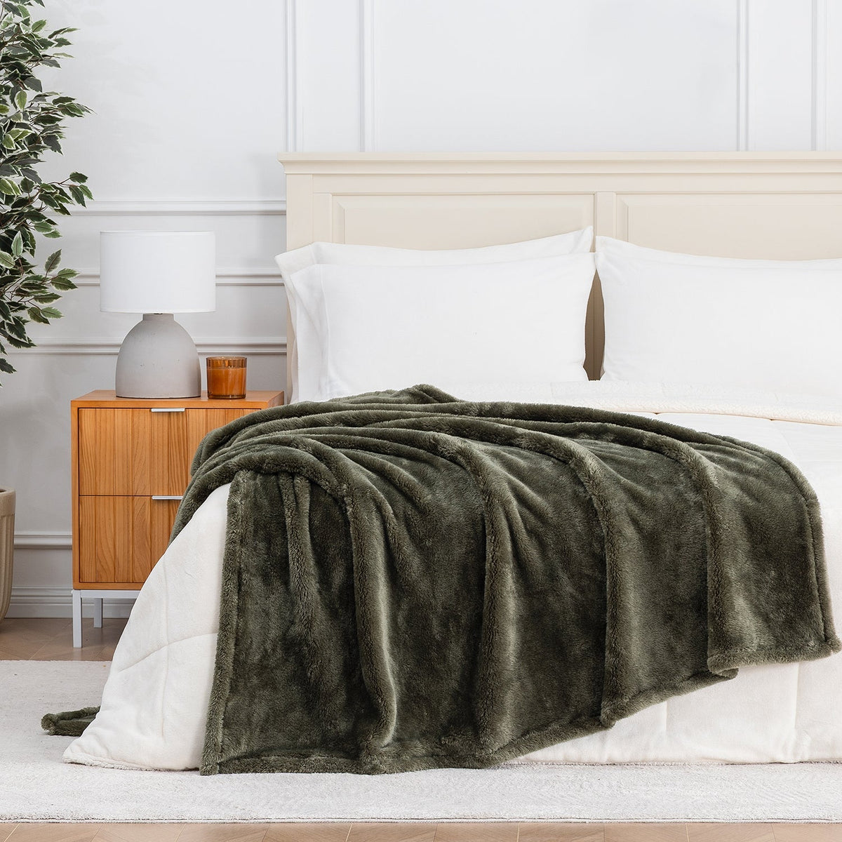 Premium Extra-Fluffy™ Throw